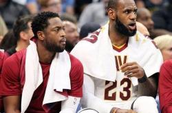 开云体育官方网站-骑士队队员在场上相互配合赢得比赛