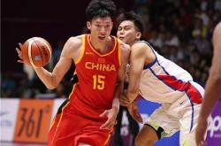 开云体育-FLY轻取CLG，Zeus成为全场焦点小组赛2:0（深圳）