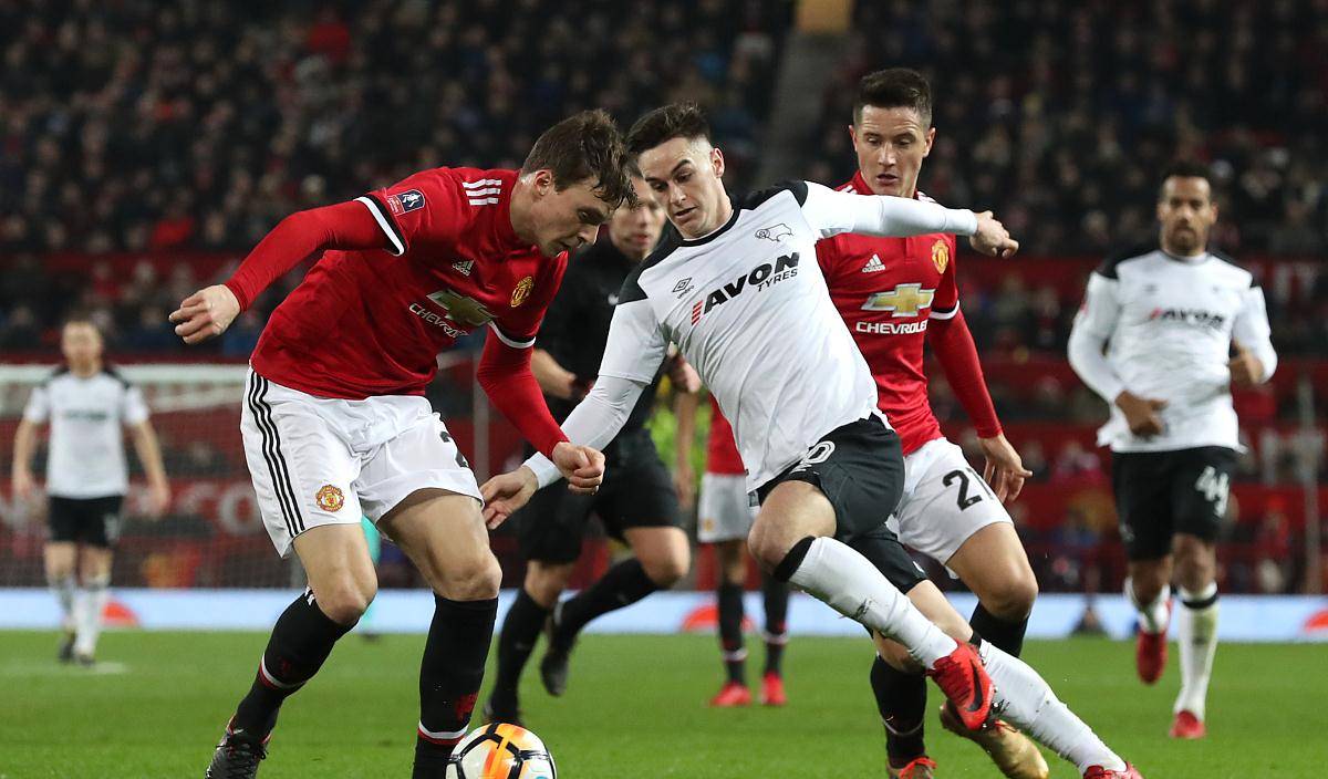 阿拉维斯惨败告负,积分榜步入低位 阿拉维斯惨败告负,积分榜步入低位