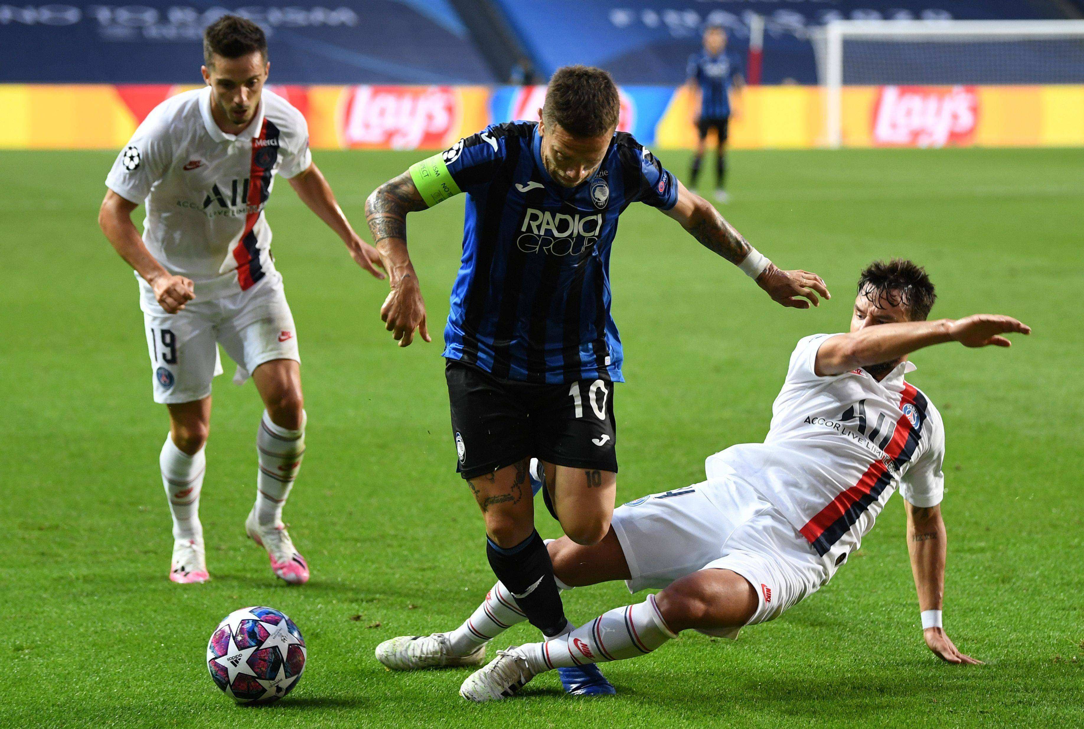 包含法国足球小将崭露头角，法甲联赛新生力量的词条