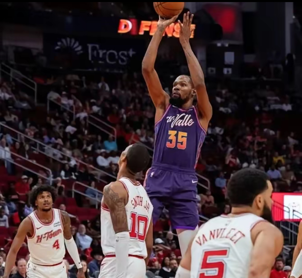 塞尔维亚男篮横扫火箭，恩比德送出助攻