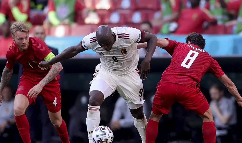 关于丹麦羽毛球队逆转马来西亚羽毛球队，陶菲克制霸全场的信息