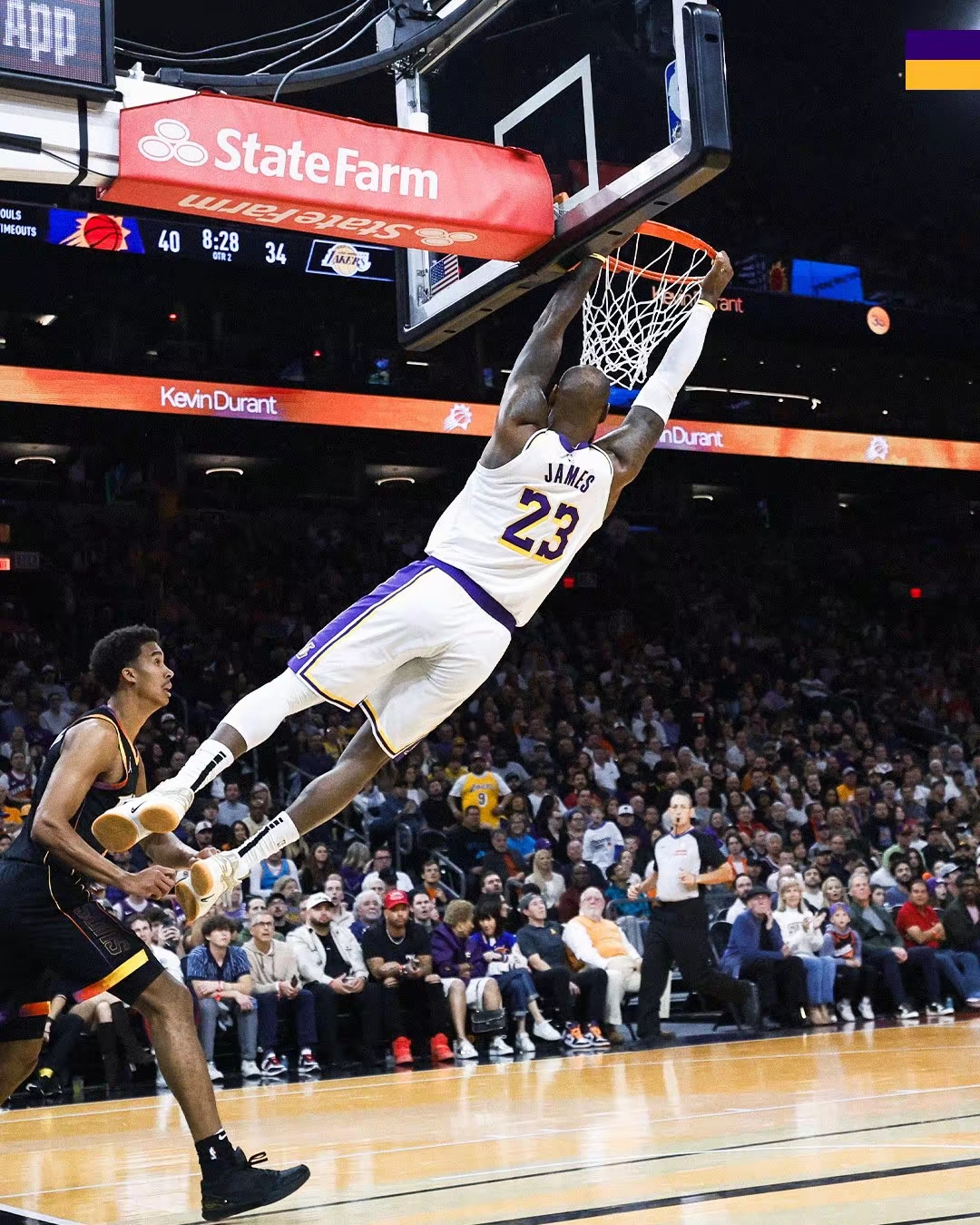 鹈鹕逆转篮网，詹姆斯关键制胜