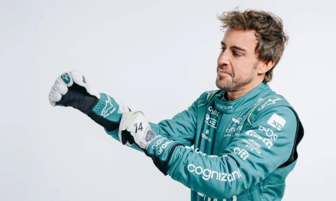 威廉姆斯险胜哈斯车队,阿隆索扛起全队 威廉姆斯险胜哈斯车队,阿隆索扛起全队